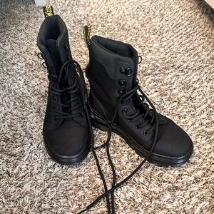 Dr Marten combat boots size 36 minimal wear